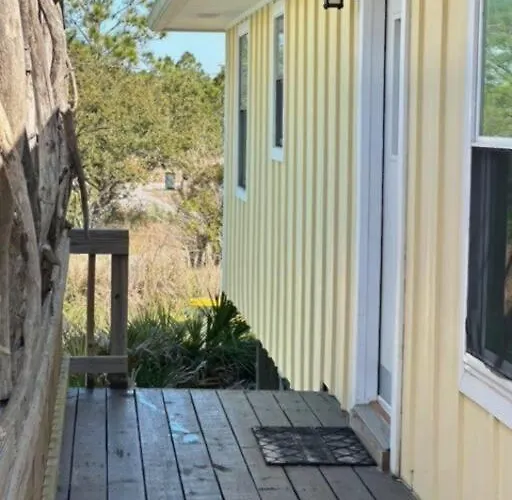 On The Shore! Discounts: 30%/wk 40%/month! Holiday home *